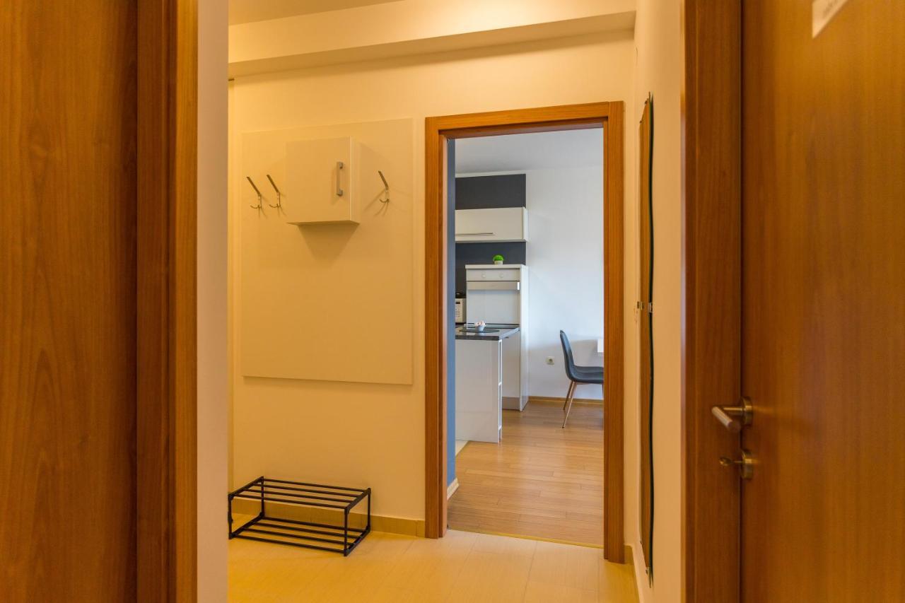 E&t **** Apartman *