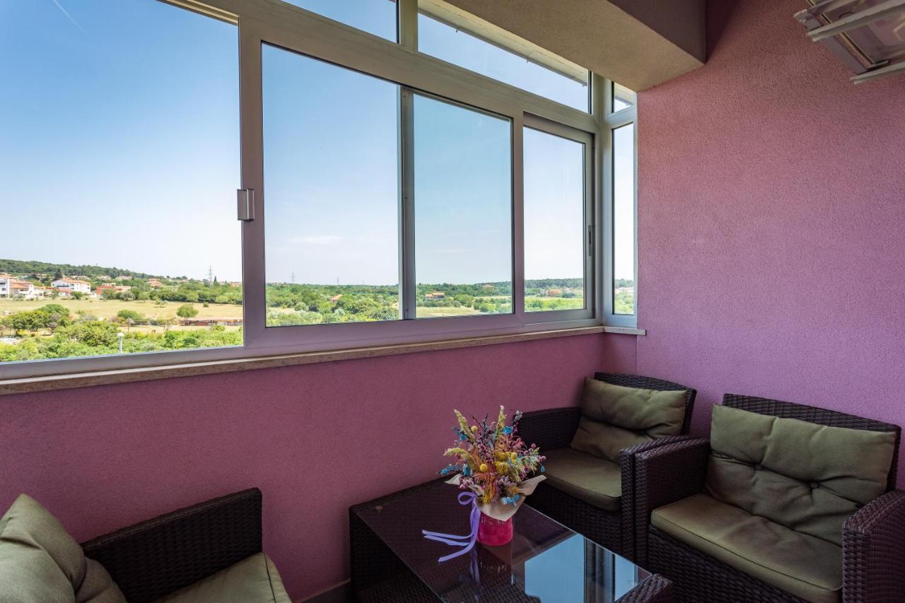 E&t **** Apartman Pula