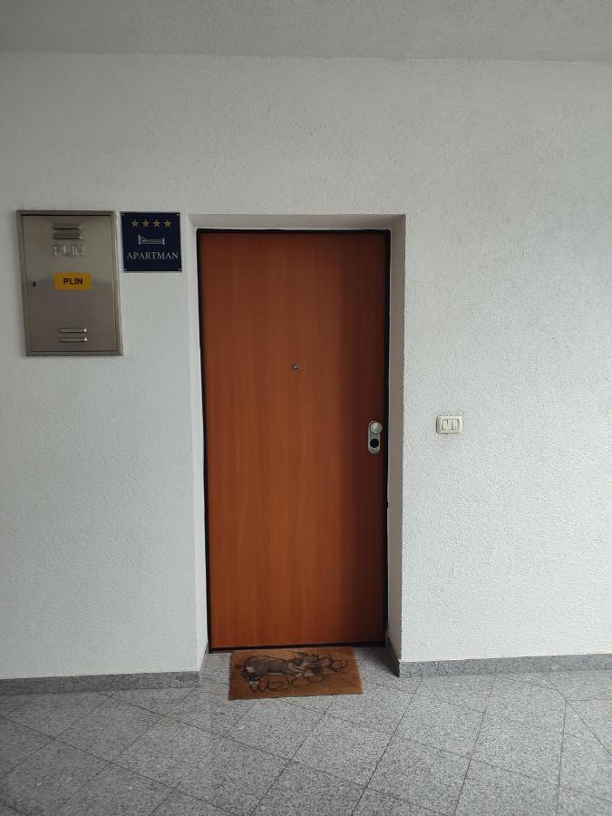 Apartman E&t **** *